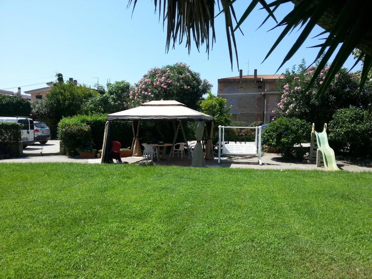 شقة Garden Basement - Seminterrato Max 4 Ospiti - Fiumicino Vicino Aeroporto E Fiera المظهر الخارجي الصورة
