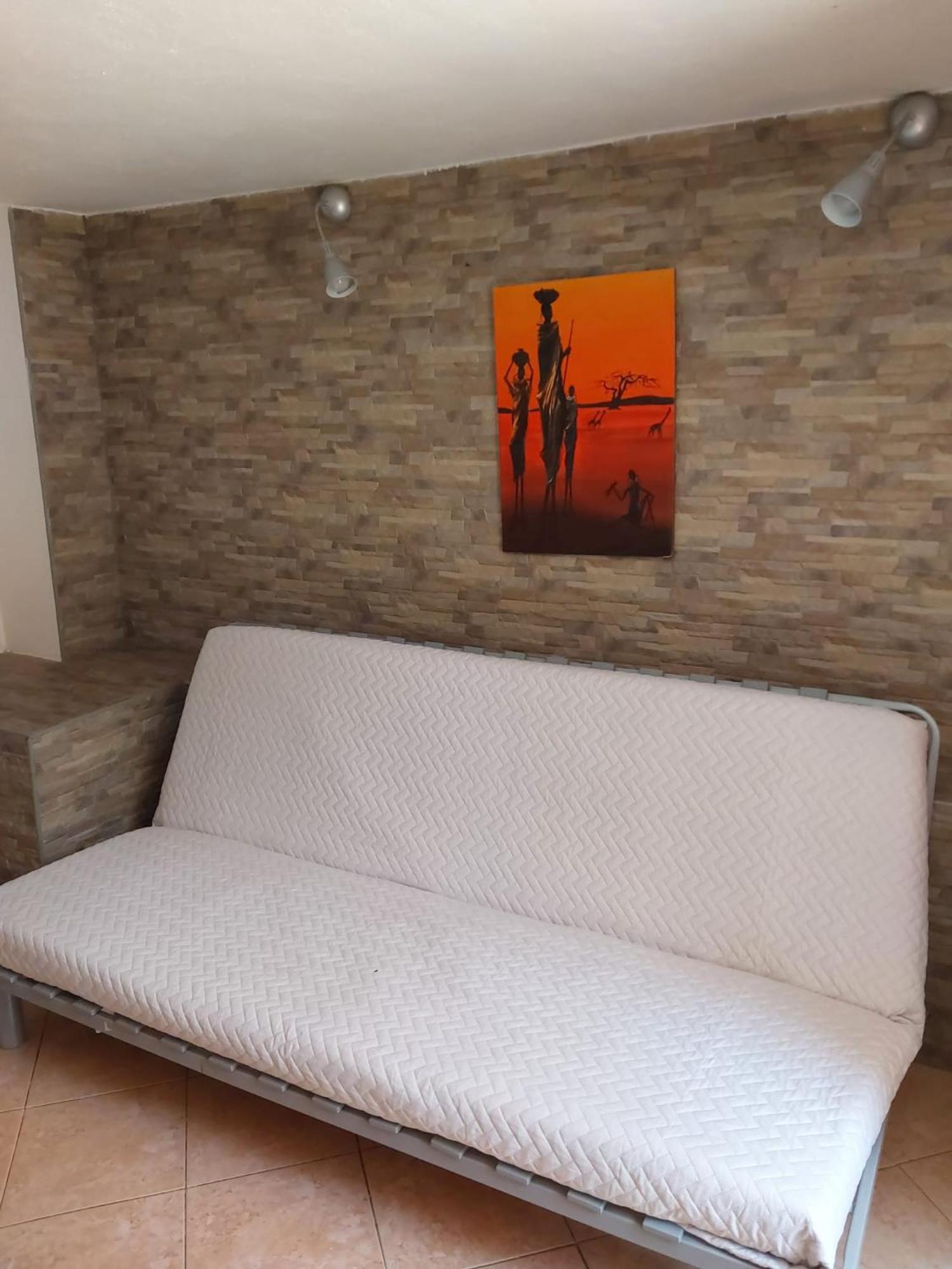 شقة Garden Basement - Seminterrato Max 4 Ospiti - Fiumicino Vicino Aeroporto E Fiera المظهر الخارجي الصورة